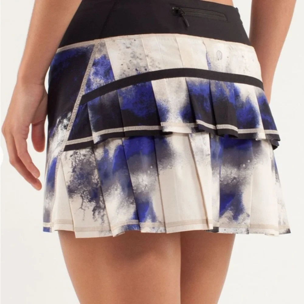 lululemon athletica Black, White & Blue Printed Mini Skort